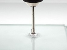 Як зробити отвір у склі, тобто просвердлити його?