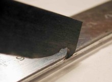 Як потрібно різати оргскло або пластик?