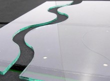 Лазерна технологія різання захисного скла