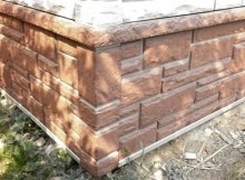 Обшивка фундаменту цокольним сайдингом