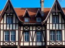 Фахверкові будинки.