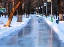 В Едмонтоні доріжка для ковзанів