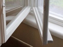 Утеплення пластикових вікон власноручно.