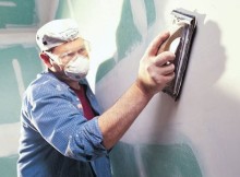 Як зняти стару шпаклівку під час ремонту?